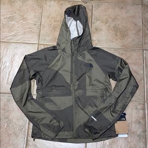 New women’s The North Face Windwall Jacket Sz XS